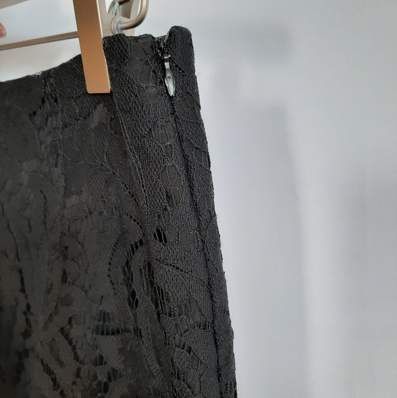 Stella Morgan Lace Black Skirt with Lining - Picture 5 of 8